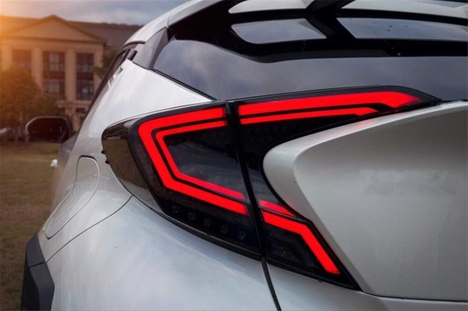 TOYOTA C-HR IÇIN UYUMLU LED STOP - SMOKE (2016-2019) (MAKYAJSIZ KASA IÇIN)